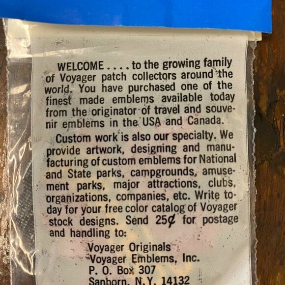 Vintage Patch Canada Red Marble Leaf Emblem Voyager Originals USA 1980 Sew‎ On - Picture 5 of 8